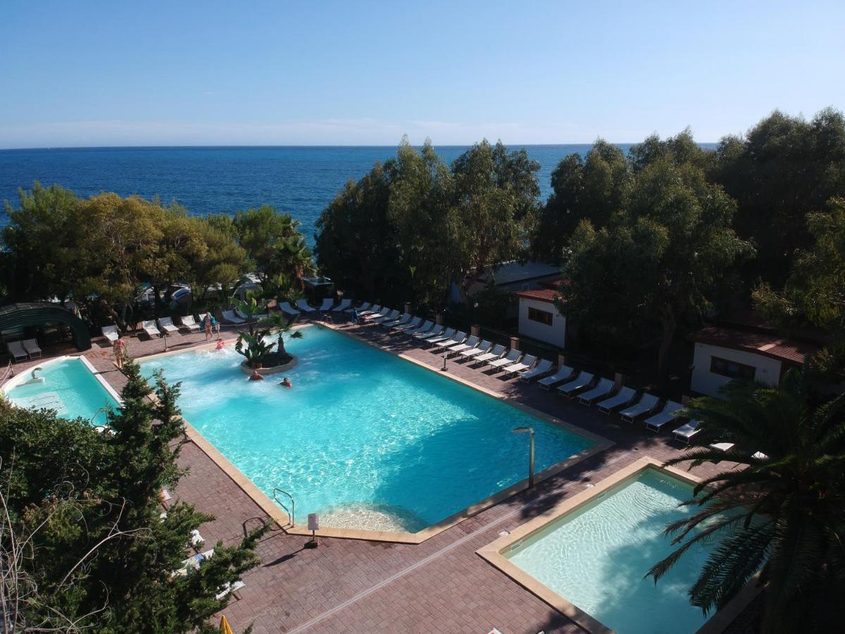 Camping Villaggio Dei Fiori